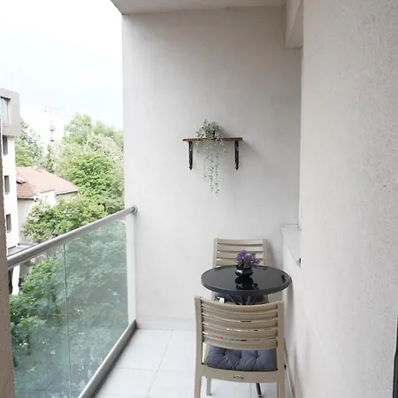 Sofija's Exclusive Parkside 2 Apartment