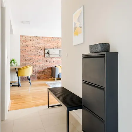 Sofija's Exclusive Parkside 2 Apartment