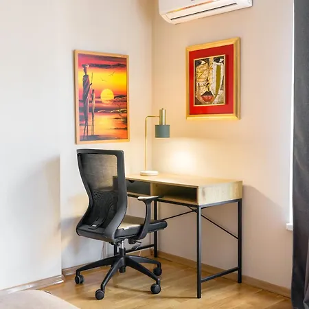 Sofija's Exclusive Parkside 2 Apartment Skopje